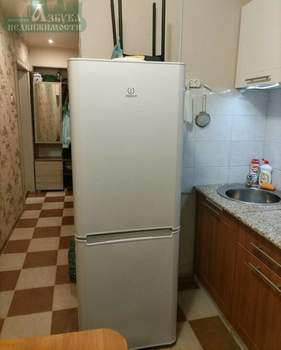 2-к квартира, вторичка, 43м2, 1/5 этаж