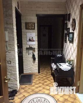 3-к квартира, вторичка, 68м2, 1/9 этаж