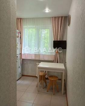 2-к квартира, вторичка, 44м2, 1/5 этаж