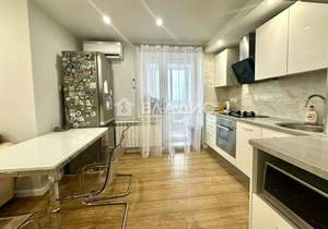 2-к квартира, вторичка, 68м2, 1/10 этаж