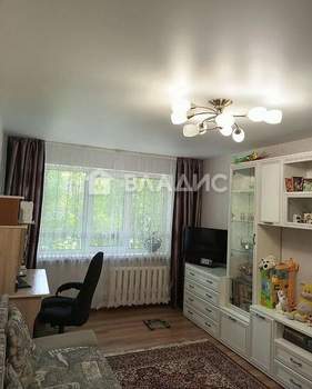 2-к квартира, вторичка, 44м2, 1/5 этаж