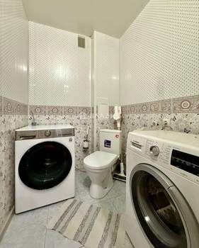 2-к квартира, вторичка, 65м2, 8/10 этаж