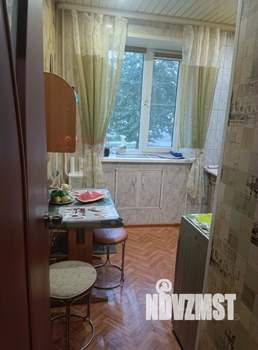 3-к квартира, вторичка, 52м2, 1/5 этаж