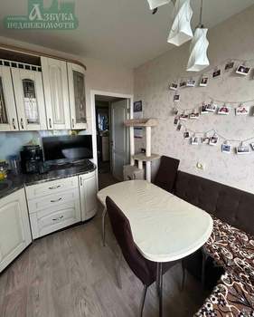 3-к квартира, вторичка, 65м2, 10/10 этаж