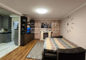 2-к квартира, вторичка, 49м2, 5/5 этаж
