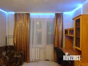 2-к квартира, вторичка, 49м2, 1/5 этаж