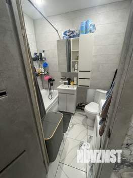 2-к квартира, вторичка, 40м2, 1/5 этаж