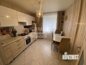 2-к квартира, вторичка, 52м2, 1/9 этаж
