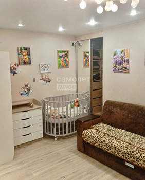 2-к квартира, вторичка, 44м2, 1/4 этаж