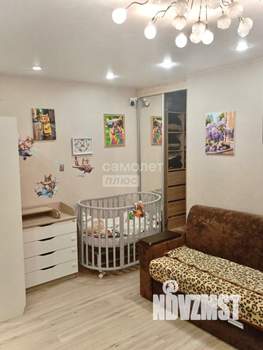 2-к квартира, вторичка, 44м2, 1/4 этаж