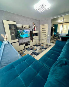 2-к квартира, вторичка, 64м2, 10/10 этаж