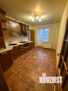 2-к квартира, вторичка, 55м2, 4/10 этаж