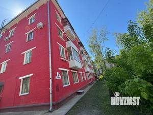 2-к квартира, вторичка, 40м2, 1/4 этаж