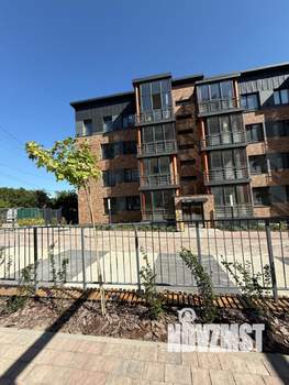 2-к квартира, вторичка, 69м2, 1/4 этаж