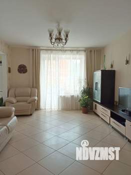 6-к квартира, вторичка, 240м2, 2/4 этаж