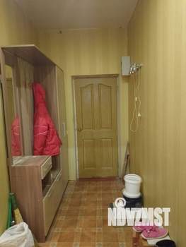 2-к квартира, вторичка, 42м2, 1/2 этаж