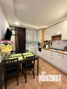 3-к квартира, вторичка, 64м2, 8/10 этаж