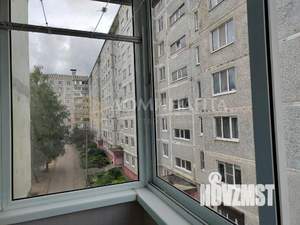 4-к квартира, вторичка, 72м2, 3/5 этаж