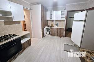 2-к квартира, вторичка, 66м2, 1/10 этаж