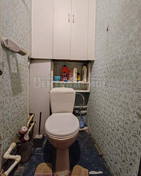 2-к квартира, вторичка, 52м2, 1/9 этаж