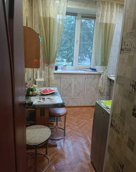 3-к квартира, вторичка, 52м2, 1/5 этаж