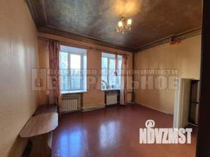 2-к квартира, вторичка, 49м2, 1/5 этаж