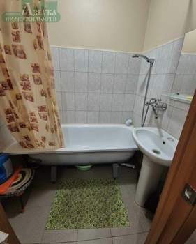 3-к квартира, вторичка, 75м2, 1/10 этаж