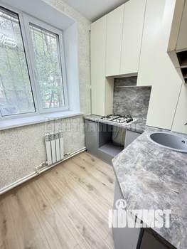 2-к квартира, вторичка, 42м2, 1/3 этаж