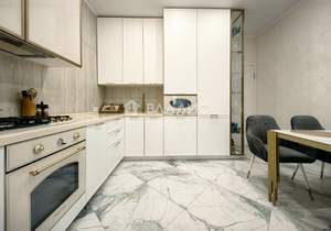 2-к квартира, вторичка, 67м2, 10/10 этаж