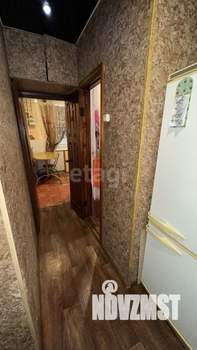 2-к квартира, вторичка, 40м2, 1/4 этаж