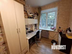 2-к квартира, вторичка, 44м2, 1/4 этаж