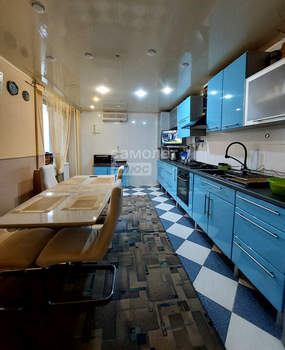 4-к квартира, вторичка, 132м2, 2/10 этаж