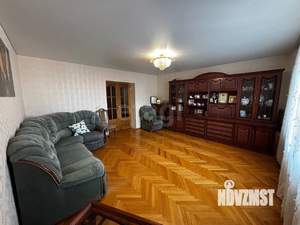 3-к квартира, вторичка, 105м2, 8/10 этаж