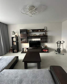 3-к квартира, вторичка, 87м2, 7/8 этаж