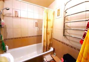 2-к квартира, вторичка, 64м2, 4/10 этаж