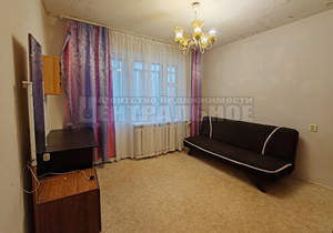 2-к квартира, вторичка, 52м2, 1/9 этаж