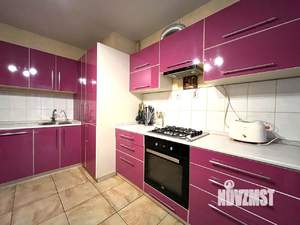 2-к квартира, вторичка, 64м2, 1/10 этаж