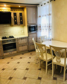 3-к квартира, вторичка, 85м2, 4/10 этаж