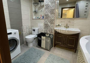 2-к квартира, вторичка, 62м2, 1/10 этаж