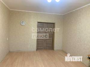 3-к квартира, вторичка, 62м2, 1/10 этаж