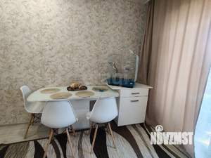 2-к квартира, вторичка, 64м2, 1/5 этаж