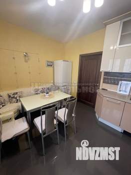 2-к квартира, вторичка, 71м2, 1/3 этаж