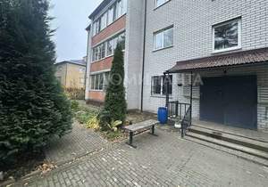 3-к квартира, вторичка, 138м2, 3/3 этаж