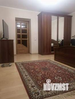 4-к квартира, вторичка, 115м2, 9/10 этаж
