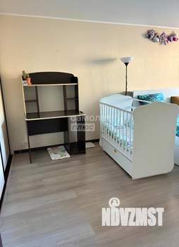 2-к квартира, вторичка, 76м2, 1/10 этаж