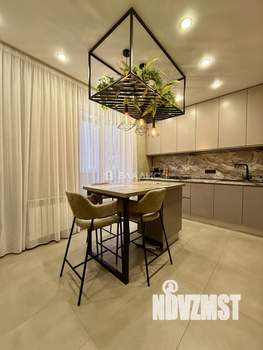 4-к квартира, вторичка, 122м2, 2/6 этаж