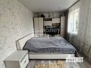 3-к квартира, вторичка, 52м2, 1/1 этаж