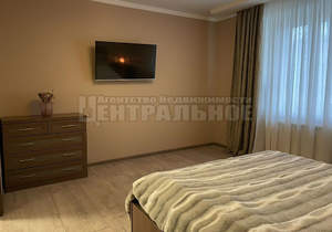 2-к квартира, вторичка, 62м2, 1/10 этаж