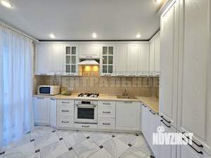 2-к квартира, вторичка, 74м2, 1/10 этаж