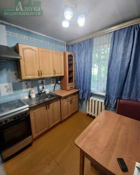 2-к квартира, вторичка, 45м2, 1/5 этаж